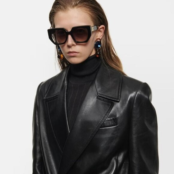 Celine TRIOMPHE Women Sunglasses Black Brown Gradient Butterfly CL40239F 01F - Picture 11 of 15